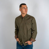 Chemise homme à manches longues kaki en popline 2 poches poitrine