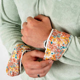 Chemise vert clair en tissu éponge pour Hommes (zoom poignets fleuris)