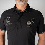 Polo noir à manches courtes multi badge Barbarians (zoom poitrine)