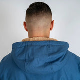 Sweat à capuche bleu doublé polaire molletonnée BACK to LEGEND (vue de dos sur la capuche)