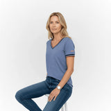 T-shirt femme bleu col en V Blacks Legend