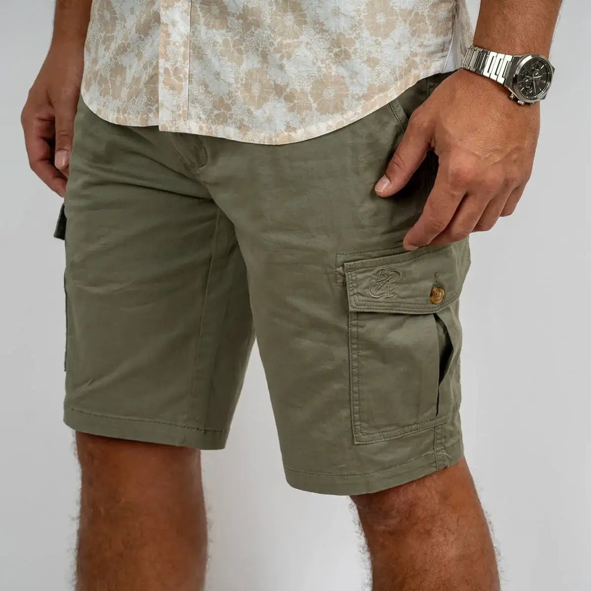 Bermuda cargo kaki pour homme Blacks Legend