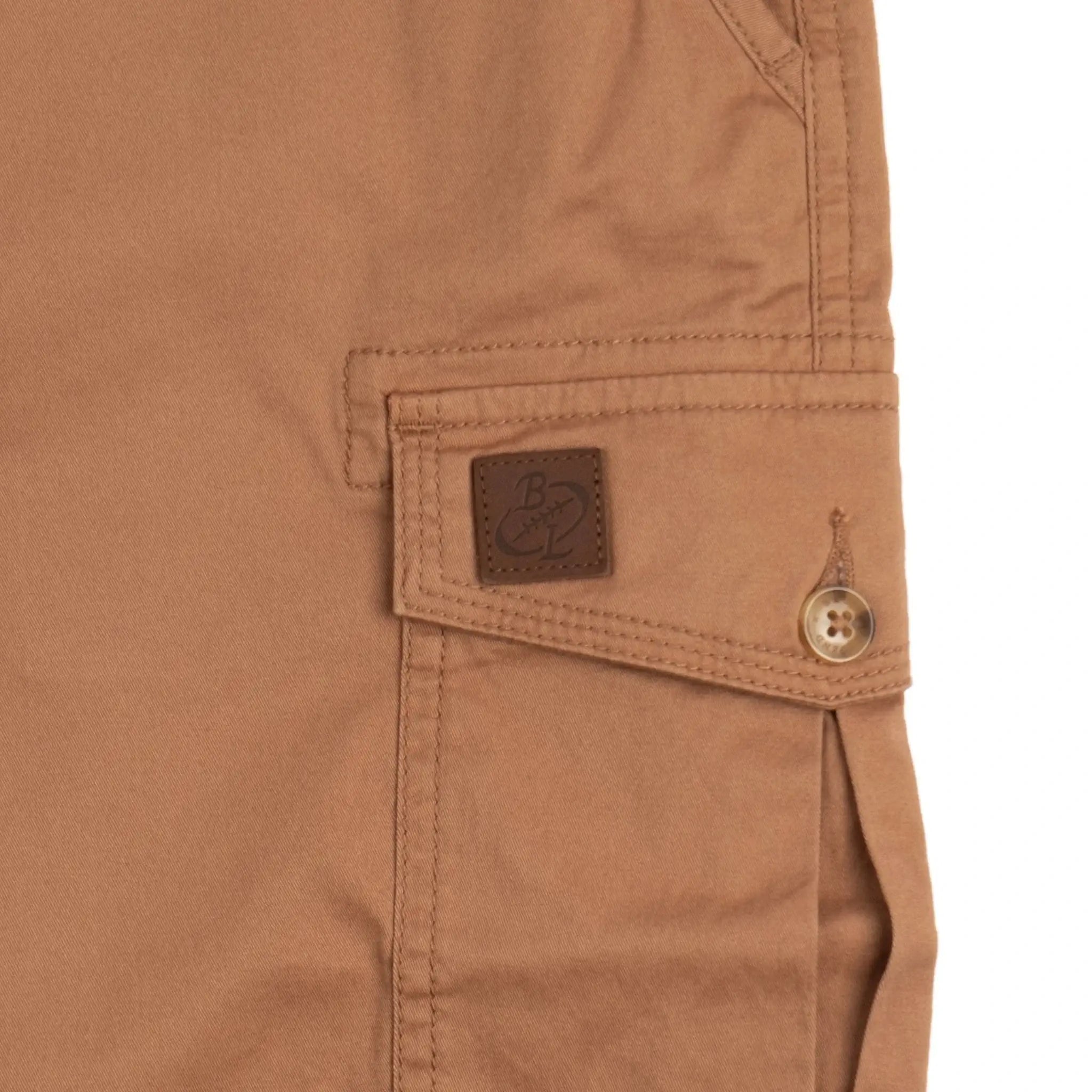 Bermuda coupe cargo marron pour homme BACK TO LEGEND (zoom poche cargo latérale)