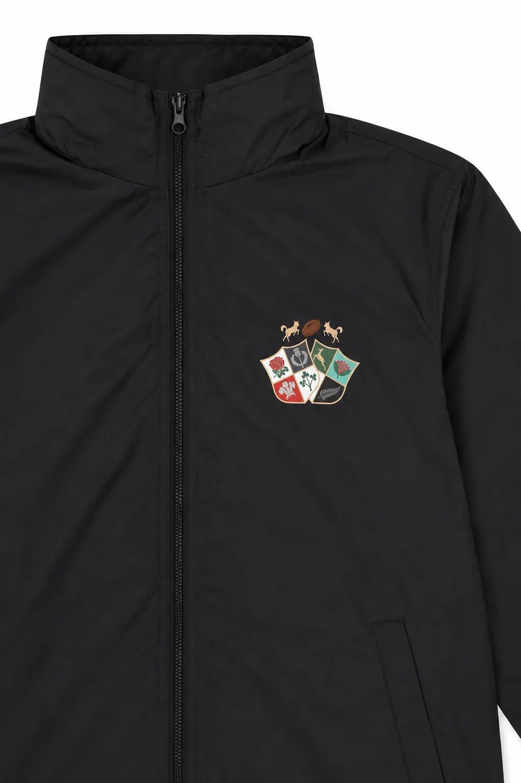 Blouson coupe-vent BARBARIANS multi-nations BACK TO LEGEND (zoom poitrine)
