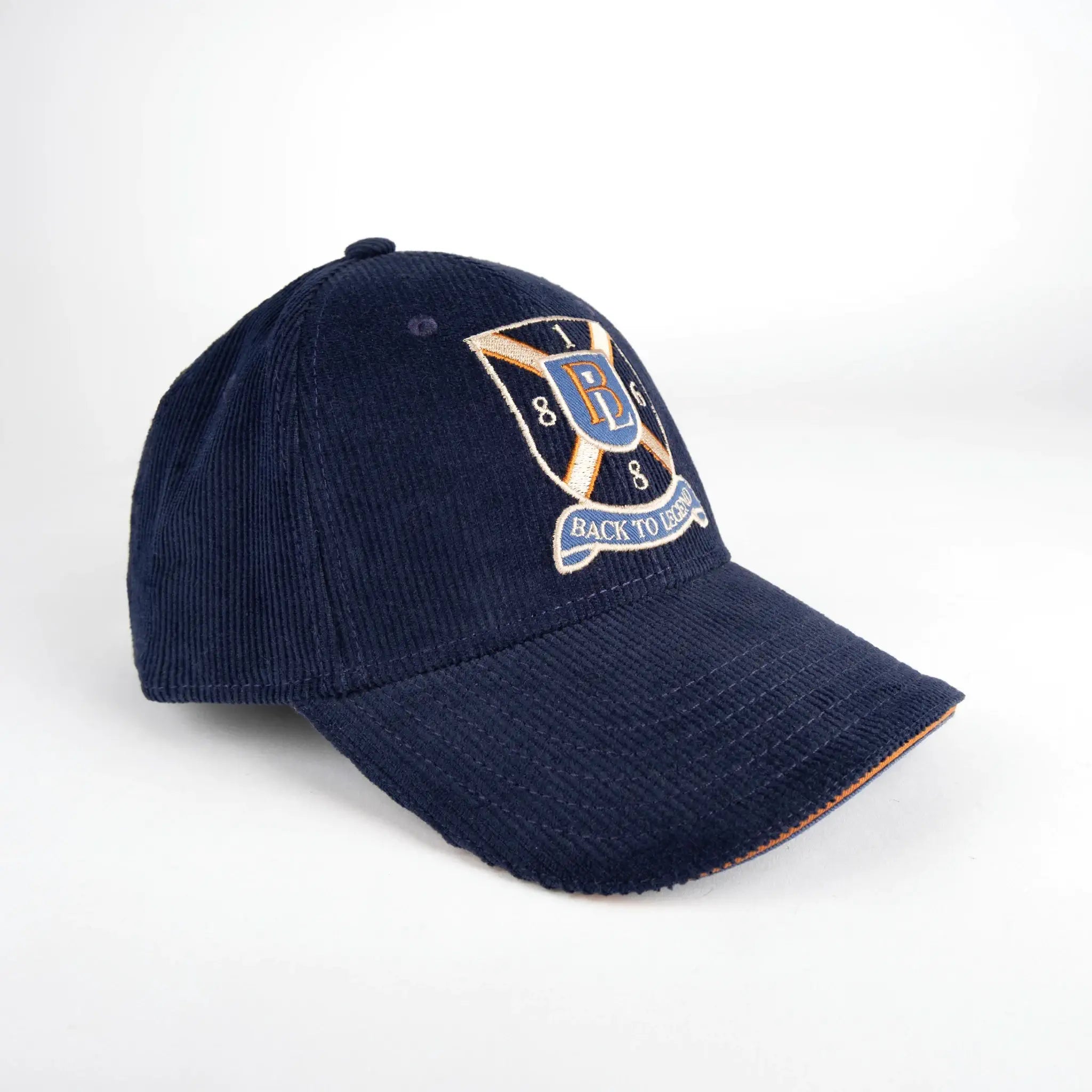 Casquette bleu marine en velours BACK TO LEGEND (vue de 3/4 face)