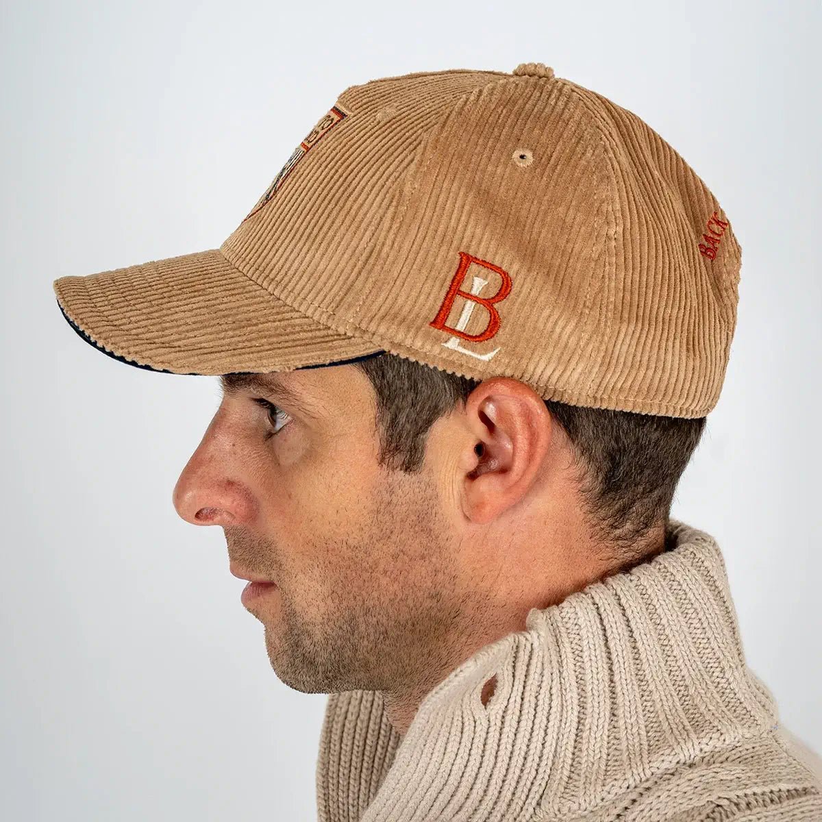 Casquette kaki en velours BACK to LEGEND (vue de profil)