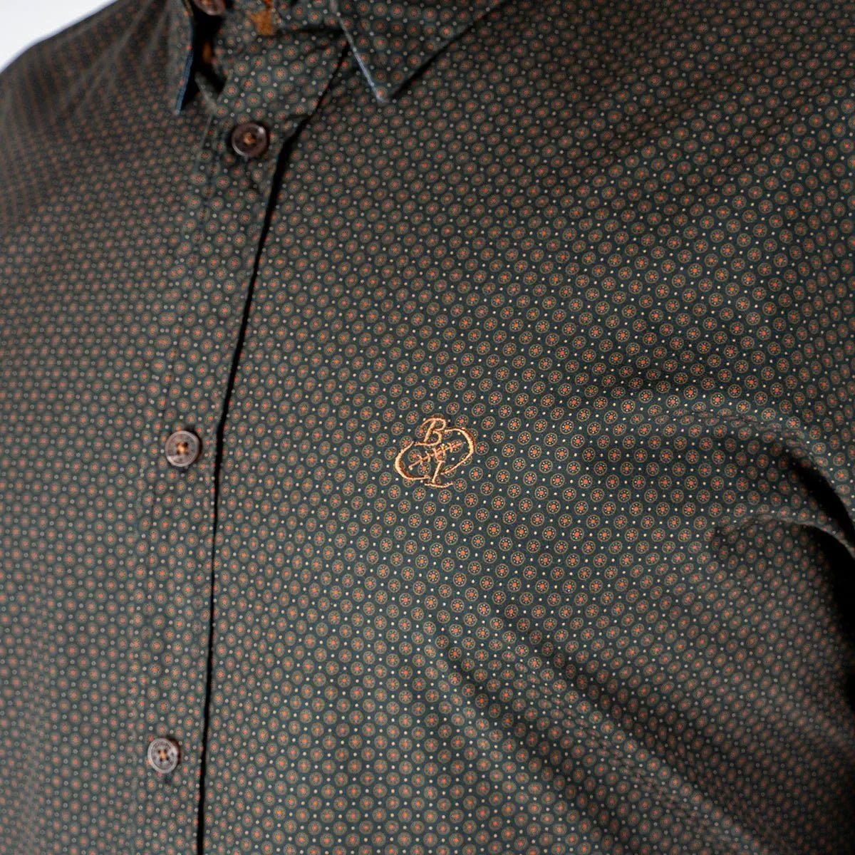 Chemise noire à manches longues en popline imprimé géométrique - BACK to LEGEND (zoom poitrine)