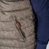 Doudoune à capuche sans manches bi-matière Blacks Legend (zoom sur la poche)