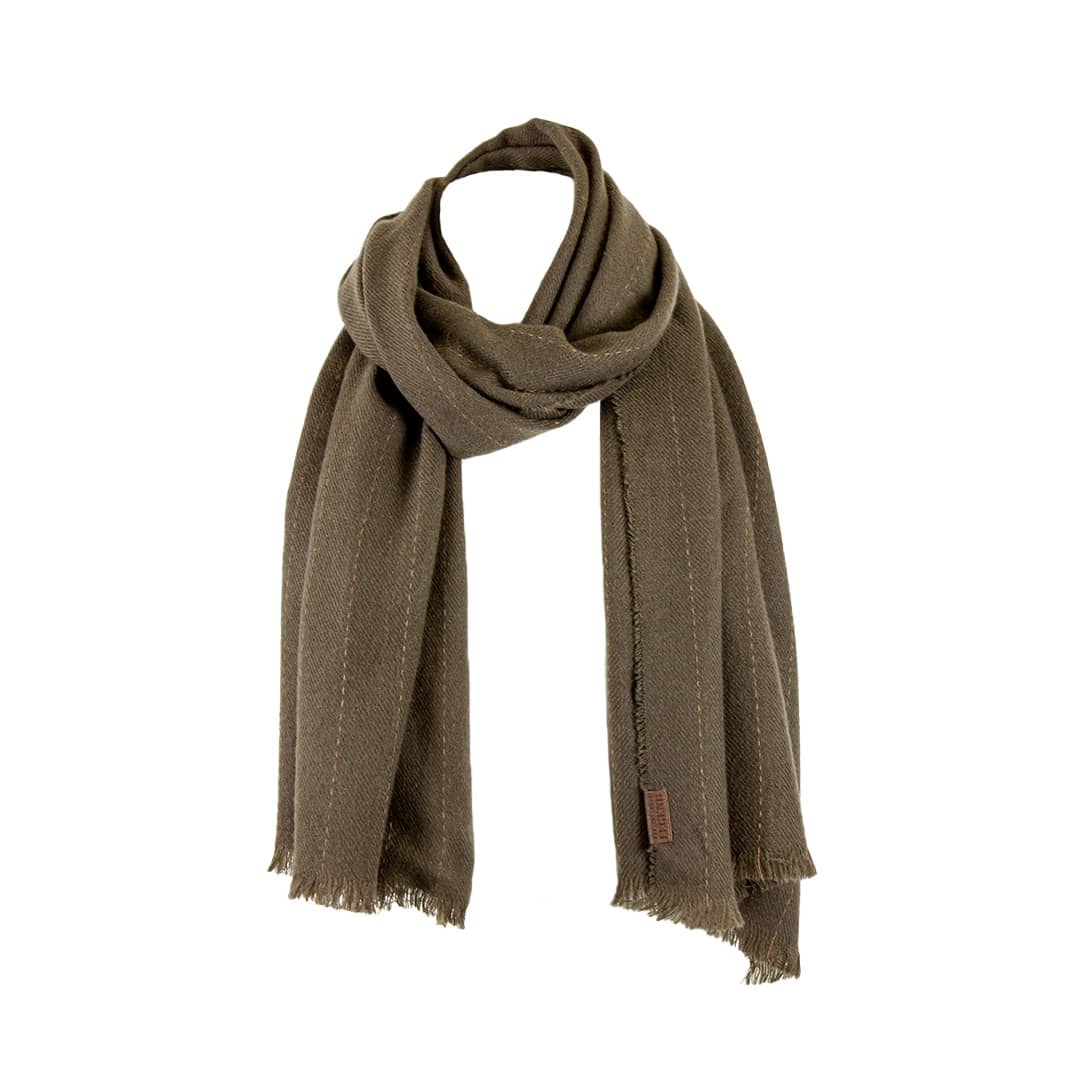 Écharpe en laine et soie teintée de façon artisanale rouge garance et bleu ciel Écharpe en laine et soie teintée de façon artisanale rouge garance et bleu ciel