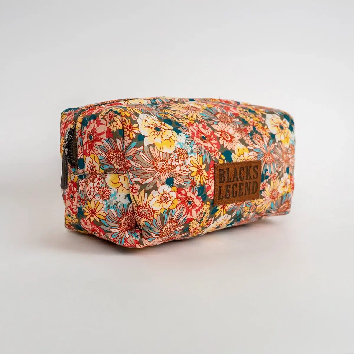 Pochette multi-usage molletonnée fleurie Blacks Legend