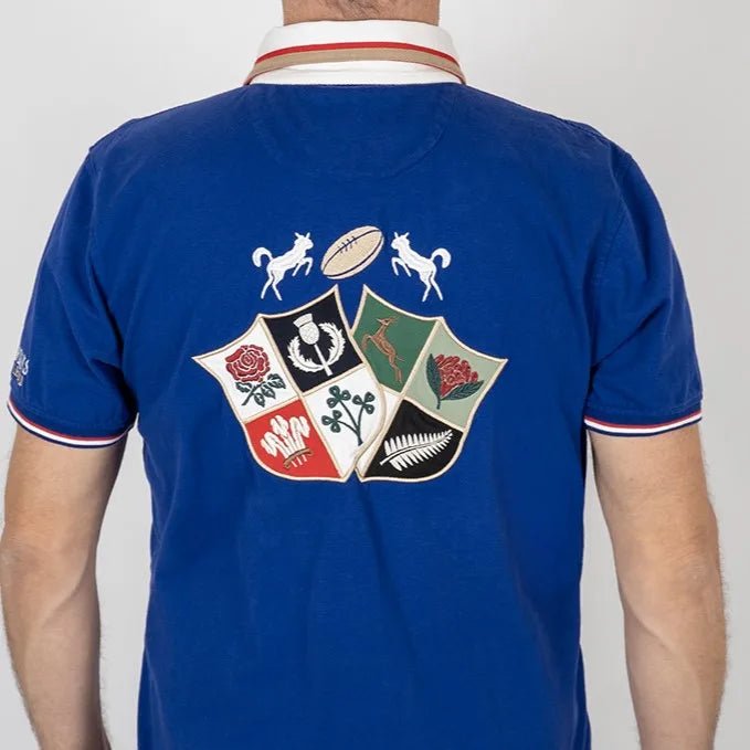 Polo bleu roi Barbarians BACK to LEGEND (zoom blason dorsal)