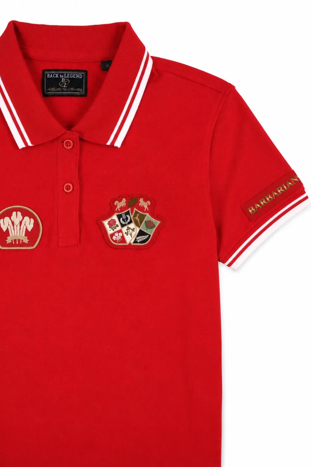 Polo rouge à manches courtes Barbarians pour femme (zoom poitrine)