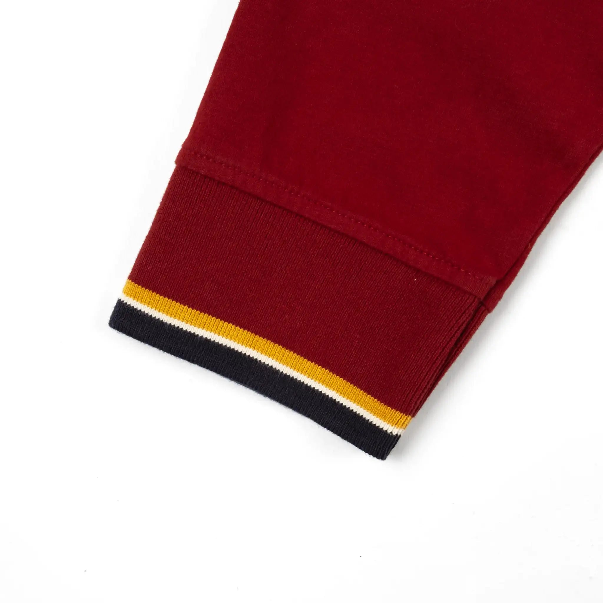 Polo BACK TO LEGEND rouge effet toucher peau de pêche pour hommes (zoom bord de manche)