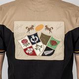 Polo scapulaire beige et noir Barbarians BACK to LEGEND (zoom patch dorsal)