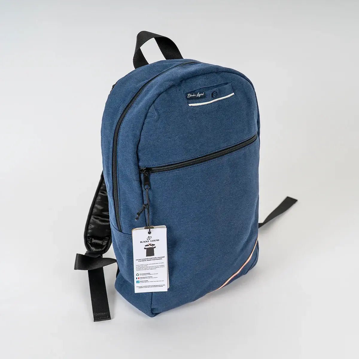 Sac à dos upcyclé bleu marine Blacks Legend