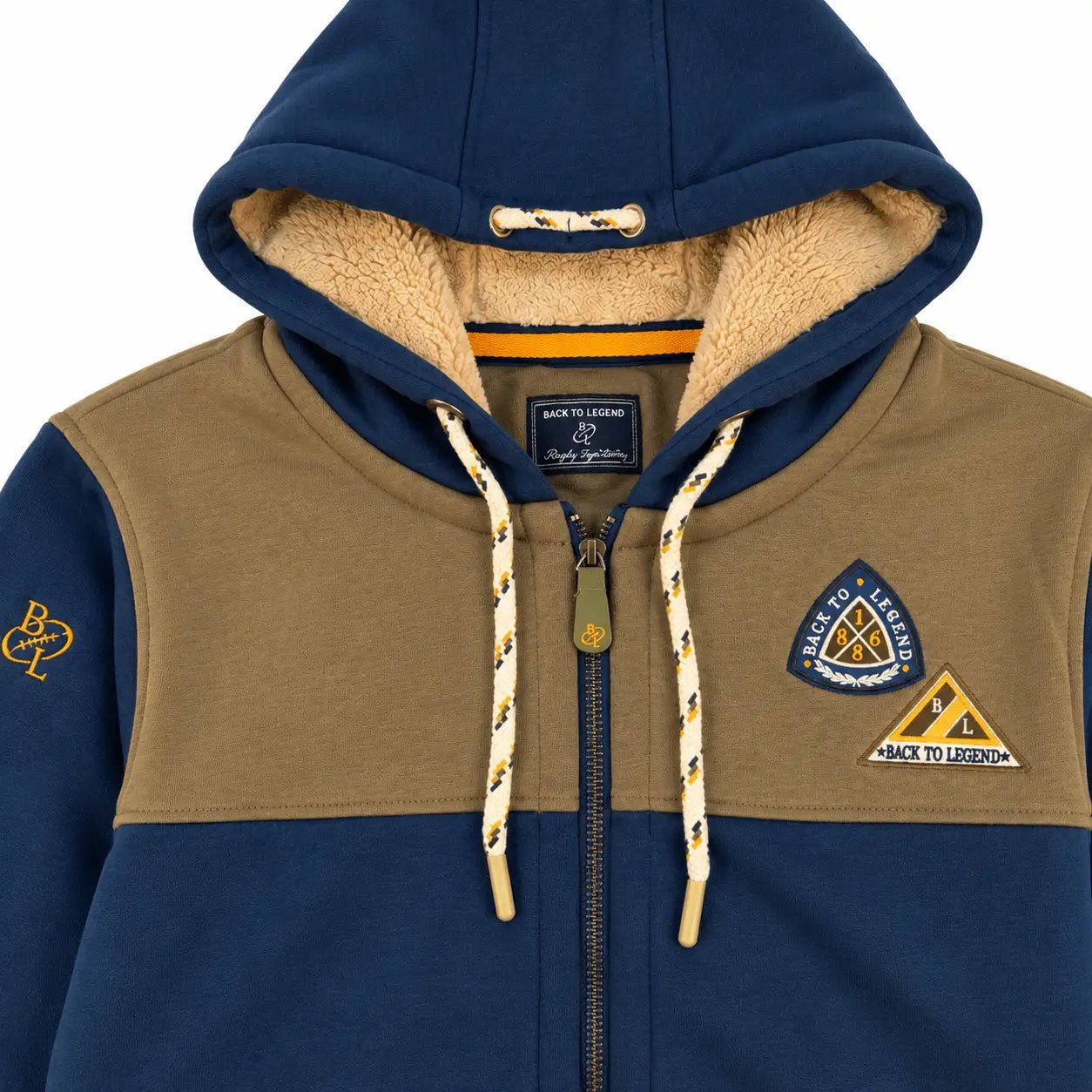Sweat a capuche bicolore zippé doublé polaire BACK TO LEGEND (zoom poitrine)