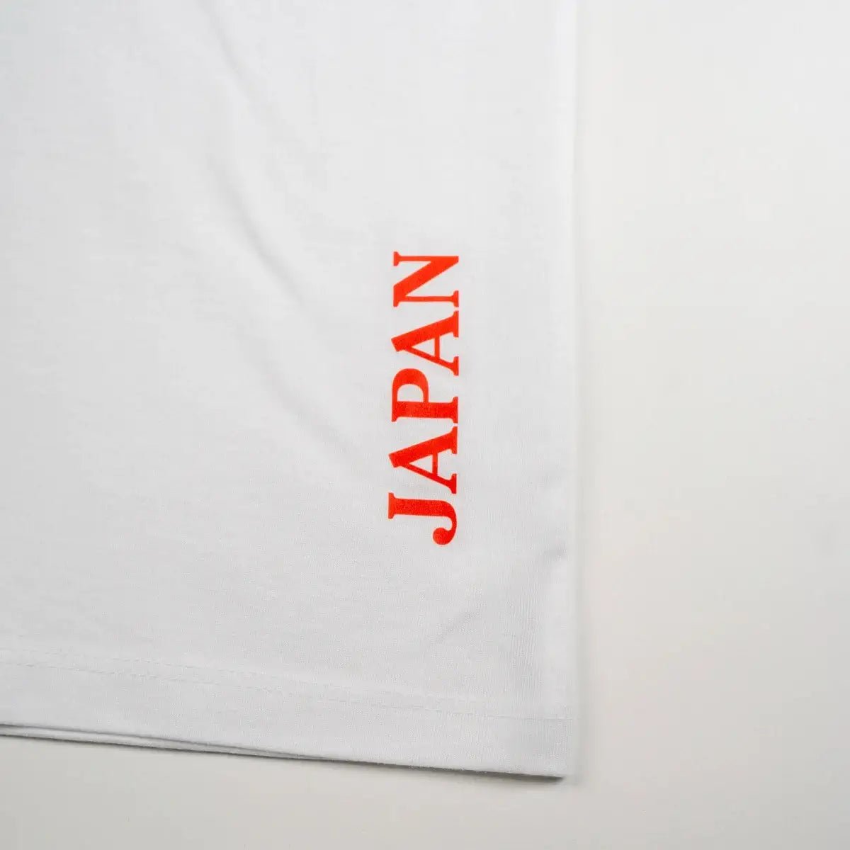 T-shirt BARBARIANS Japan blanc BACK to LEGEND (zoom lettering vertical)