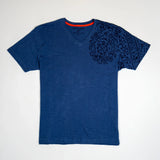 T-shirt maori bleu pour homme col V BACK TO LEGEND (vêtement à plat de face)