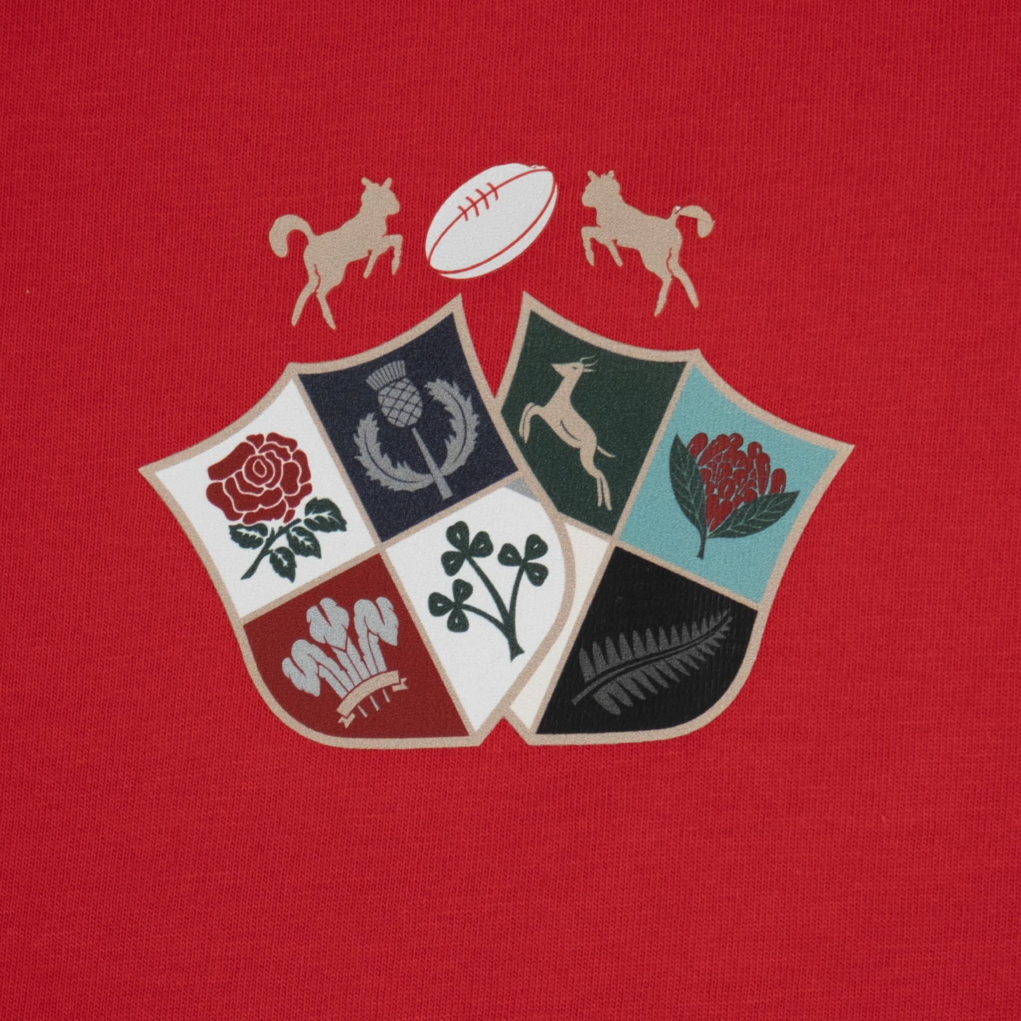 T-shirt manches courtes XV Barbarians rouge pour homme BACK TO LEGEND (zoom flocage écusson sur la poitrine)